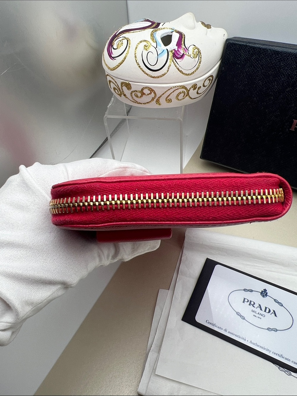 Prada Fuchsia Saffiano Leather Bow
Continental Wallet W/Box Authentication Card - Picture 5 of 17
